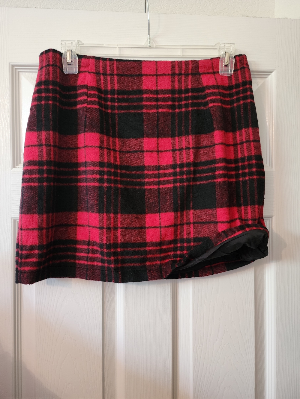 Cider Red & Black Wool Blend Plaid Tartan Mini Skirt Size Large NWT - Picture 3 of 6